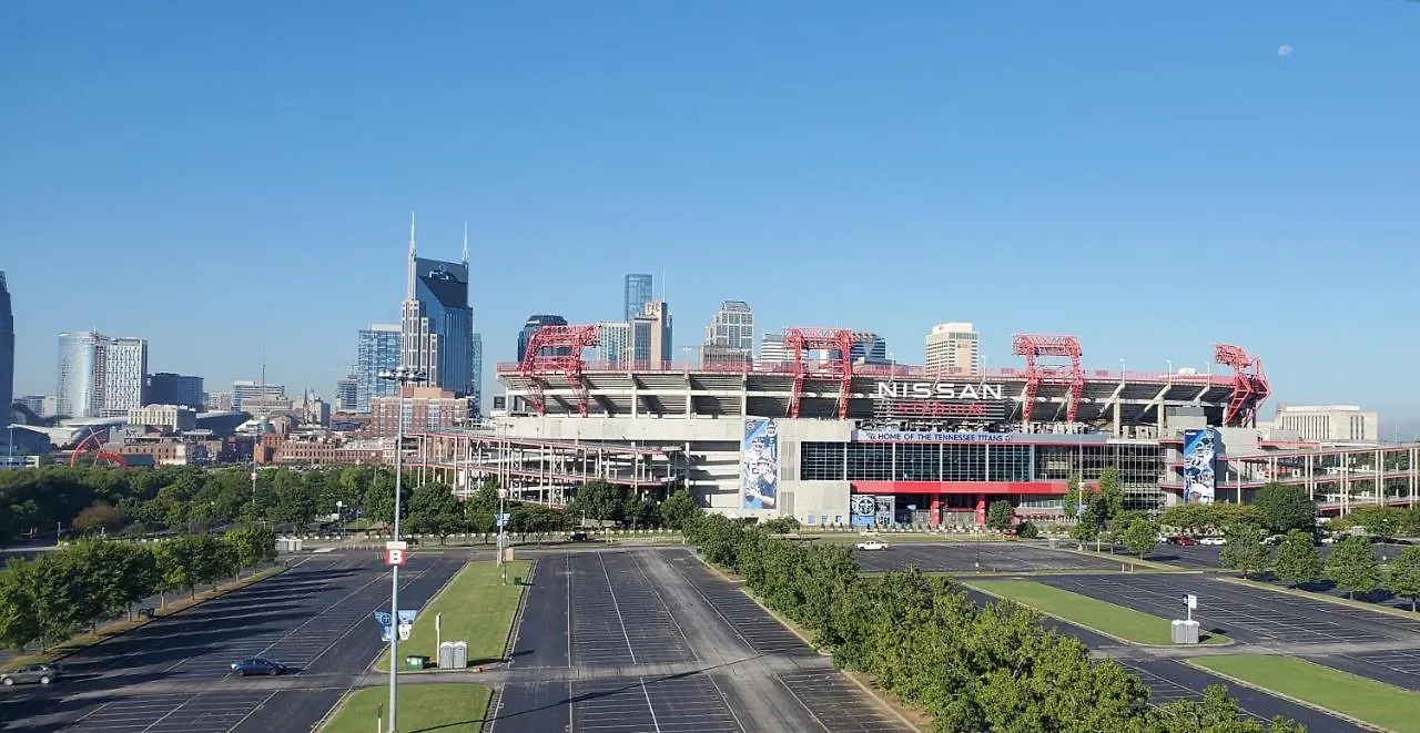 La Quinta Inn & Suites By Wyndham Nashville Downtown Stadium ארצות הברית